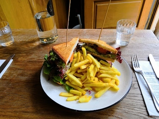 SIGGIS v/gan dine & co - Gärtnerplatzviertel 1 siggis v gan dine co gartnerplatzviertel veganes restaurant munchen